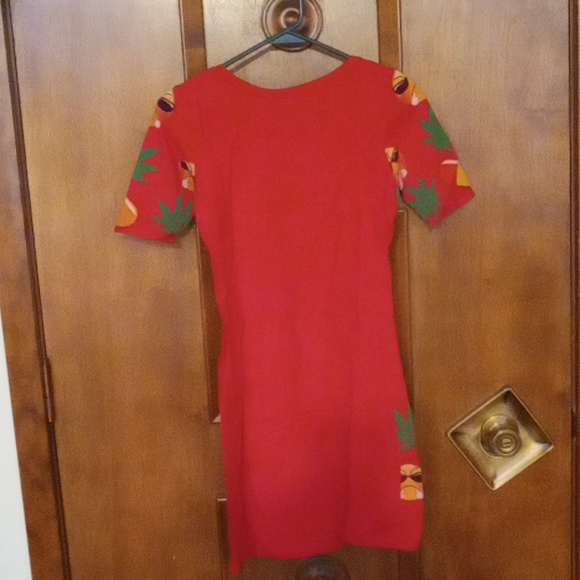 Dress - Picture 3 of 3